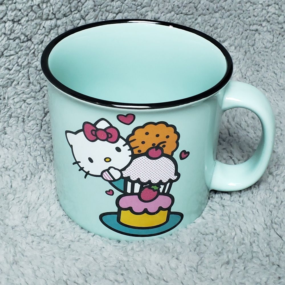 Hello Kitty Cuocakes Ceramic Mug 20oz